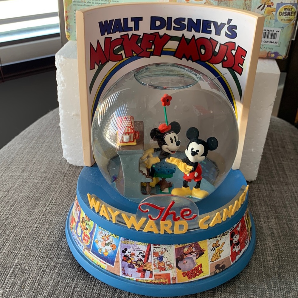 Disney Snow Globe - The Wayward Canary - Plays Turkey in the Straw Mickey Mouse